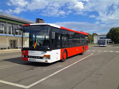 There are many express bus service from singapore to kl. Setra S315 NF von Saar-Pfalz-Bus (KL-RV 801). Baujahr 2000 ...