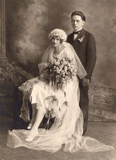 Antique Photograph ~~ Stunning Early 1900s Wedding Portrait Vintage Wedding Photos Old