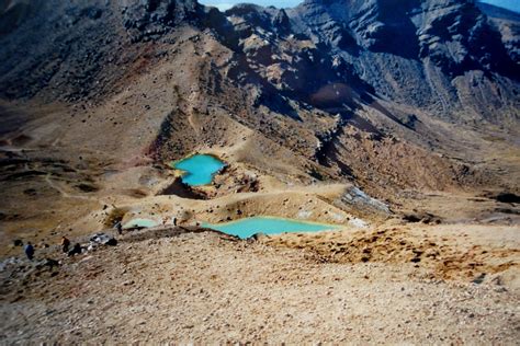 Emerald Lakes Tongariro Crossing New Zealand Tales From Abroad