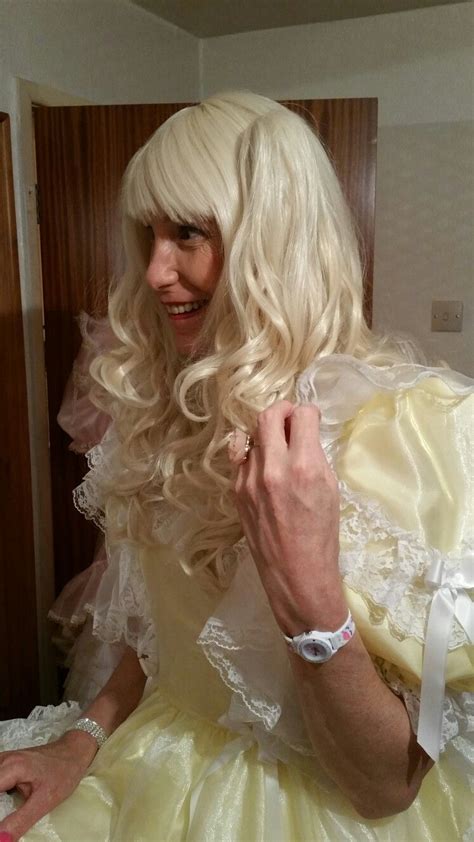 Pin Auf FRILLY SISSY BOY I AM SUCH A PANSY PUFFTER IN MY FRILLY DRESS