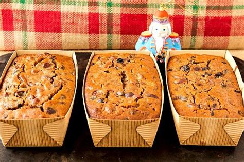 My husband makes homemade fruitcake every year using dried fruits soaked in rum. Alton Brown Fruit Cake - Alton Brown's Free Range Fruitcake | Recipe | Fruit cake ... - This is ...