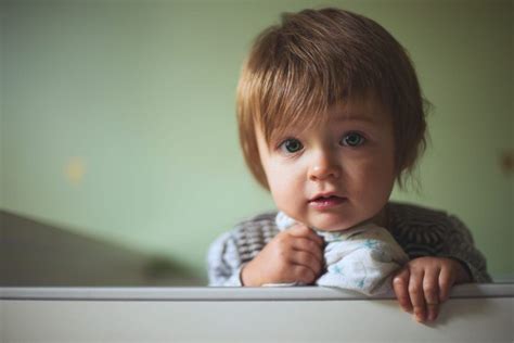Titiskan ke dalam mulut bayi. Petua Hilangkan Batuk Bayi dan Kanak-kanak | ciktima