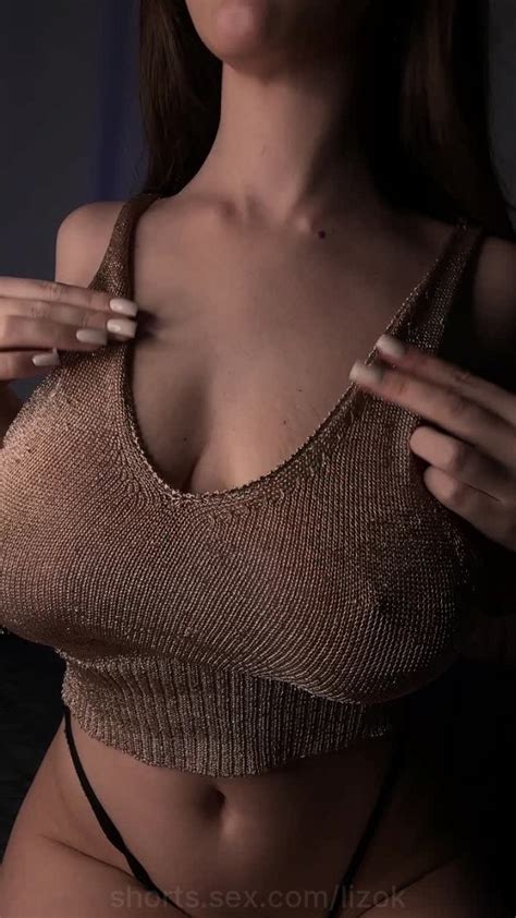 lizaqueenoftits calls 😋custom videos 😜🙏your name on my tits don t be ashamed to subscribe
