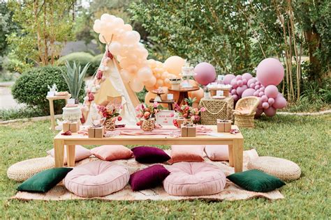 Little Llama Birthday Picnic Party — Mint Event Design