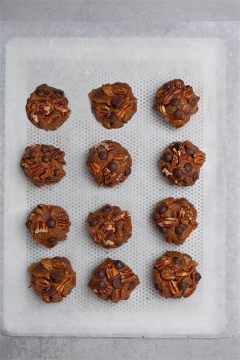 The Best Pecan Chocolate Chip Cookies VIDEO Spatula Desserts