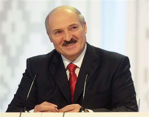 alʲaˈсand (a) rɨˈɣɔravʲitʂ lukaˈʂɛnka , русский григорьевич лукашенко. Alexander Lukashenko Kimdir, Hayatı ve Resimleri