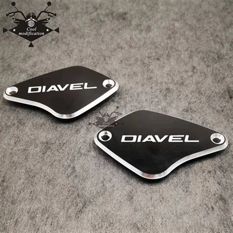 Brake Clutch Fluid Reservoir Cover For DUCATI DIAVEL XDIAVEL S AMG CARBON Shop Only