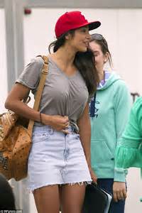 Home And Away Star Pia Miller Goes Braless In A Thin T
