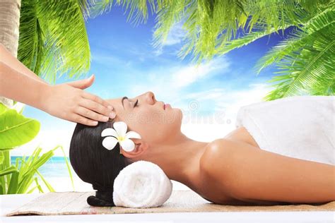 Beach Massage Meditation Shiatsu Elbows Pressure Stock Image Image Of Landscape Beautiful