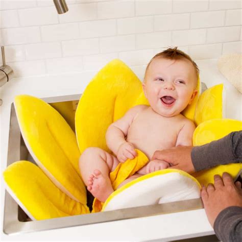 10 Best Baby Bathtubs For A Refreshing Bath Experience
