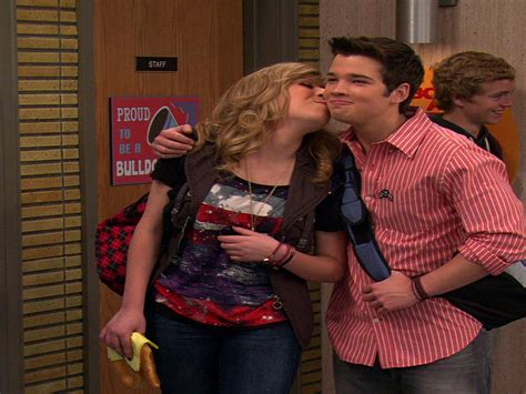 Icarly Sam And Freddie Kiss