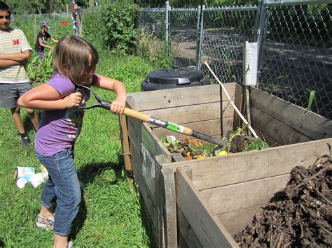 Kids Grow The Dos And Donts Of Compost