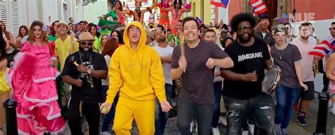Bad bunny most popular song : Jimmy Fallon And Bad Bunny Hung Out In Puerto Rico Just ...