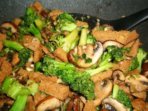 My Adventures Testing 1000 Vegan Recipes Seitan And Broccoli Shiitake