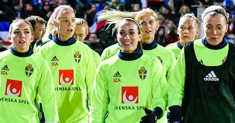 Sveriges matcher sänds på tv4, men vill du kunna . Sverige-Ukraina VM-kval - följ liverapportering | Aftonbladet