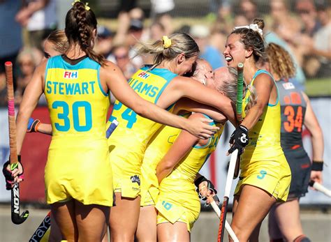 hockeyroos end 9 year drought australian olympic committee