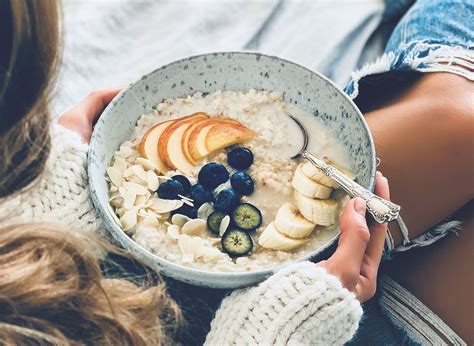 11 Foods Women Should Eat Every Day Best Time To Eat Food Eat Breakfast