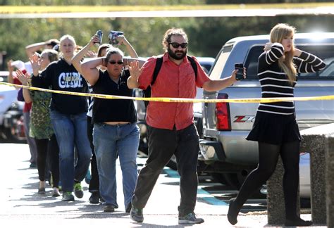 Oregon Shooting Umpqua Community College In Roseburg Site Of Deadly Rampage Cbs News