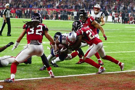 We are pleased to offer you the best american football streams on the internet. Amazon to Live Stream Thursday Night NFL Games for Prime ...