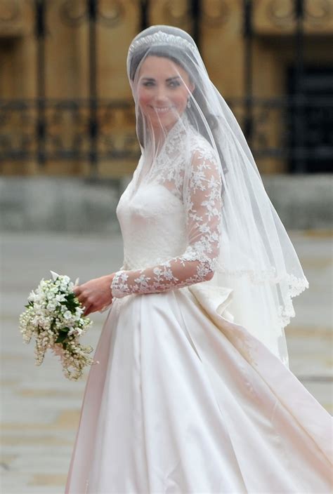 Kate Middleton Wears Alexander Mcqueen Looks Breathtaking Stylecaster