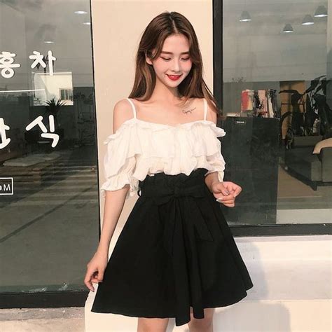 Korean fashion is influenced by big brands and runway styles but the best feature of korean fashion is that it is adapted to suit the streets. Korean Fashion: Wardrobe Essentials To Nail The Korean ...