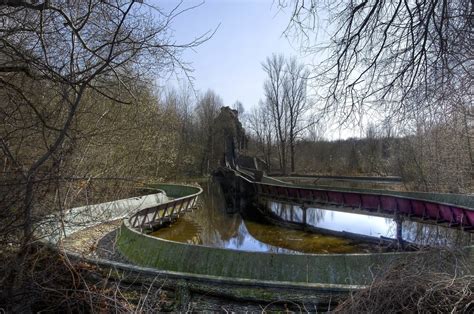10 Creepy Abandoned Tourist Attractions From Around The World Lost Waldo