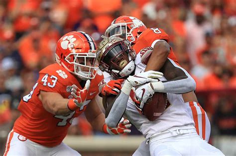 Recruiting | roster | schedule | standings | autzen | uniforms. College Football: Oregon Ducks at USC Trojans | Betting ...