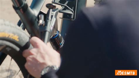 Tom pidcock, che da quest'anno corre col team ineos granadier, non potendo usare una pinarello per quanto riguarda la mtb, ha deciso che correrà con una bmc fourstroke, ovvero la bicicletta che ha. Tom Pidcock competirá con una BMC Fourstroke... y ha ...