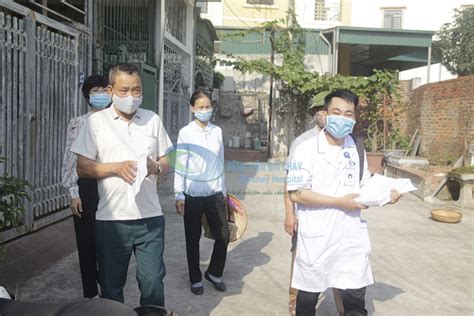 Đối với toàn bộ bác sỹ, nhân viên và bệnh nhân tại bệnh viện. Bệnh viện Bãi Cháy tham gia khai báo y tế, khám sàng lọc ...