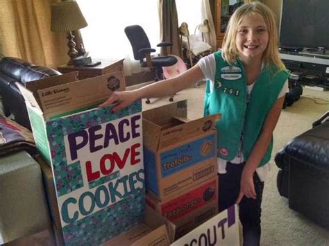 Girl Scout Selling Cookies In West Denver Handed Phony 100 Bill