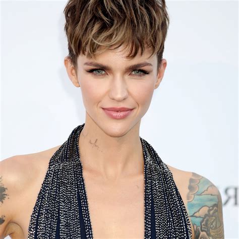Pull off fringe pixie cut. 2020 Latest Edgy Look Pixie Haircuts With Sass