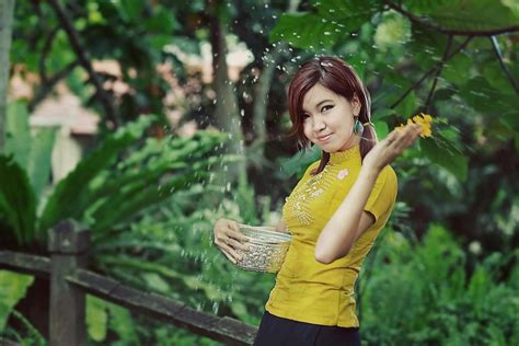 Cute Myanmar Girl Venuscurves
