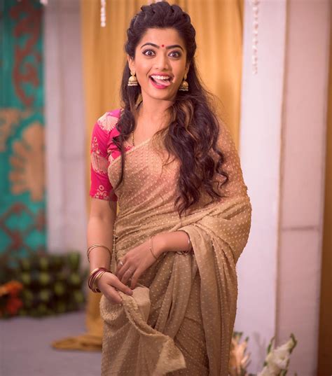 Последние твиты от rashmika mandanna blr fc (@rashmikamandan6). Rashmika Mandanna Wiki, Age, Marriage, Husband, Biography ...