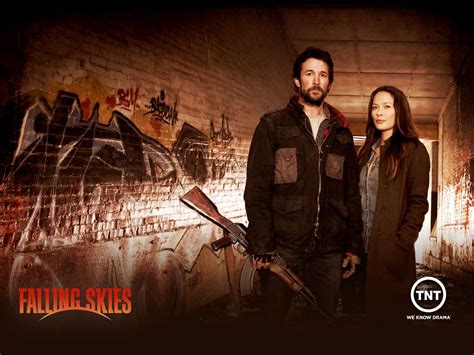 Falling Skiesone Of My Fave Shows Sky Tv Falling Skies Tv Guide Movies And Tv Shows Tv