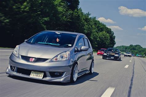 These are not my pictures, i just collected it from websites here in japan. Honda Fit | Honda fit sport, Honda fit modified, Honda fit ...