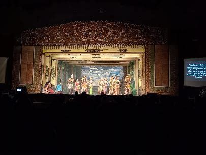 Wayang Orang Sriwedari Pertunjukan Teater Tradisional Jawa Yang