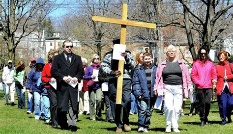 Walk Commemorates Jesus Final Hours