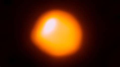 Scientists Figure Out When Red Supergiant Betelgeuse Will Go Supernova