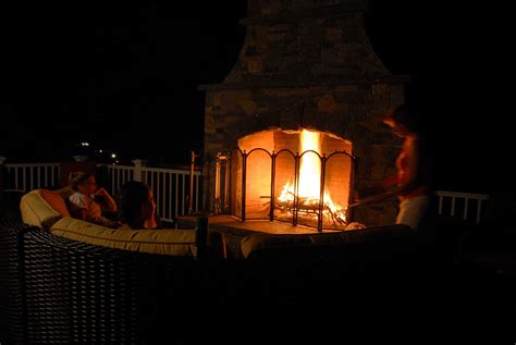 Supersized Outdoor Fireplace With Boston Blend Stoneyard®