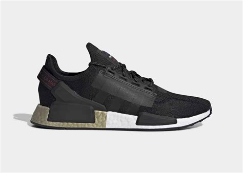 The sneak has a chunkier midsole that only utilises one plug, giving you more responsive cushioning where you need it most. adidas NMD_R1 V2 Metallic Gold Release Date - JustFreshKicks