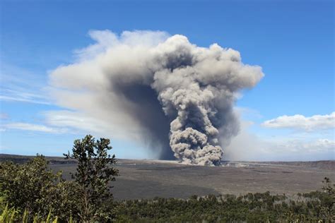 Stunning New Video Footage Of 2018 Kīlauea Eruption Released Big