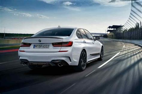 But the crown has fallen on hard times of late. 2019 BMW 3 Series M Performance is ready for the track day ...