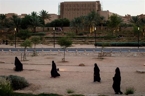 La Aplicación Que Rastrea A Las Mujeres En Arabia Saudita Español