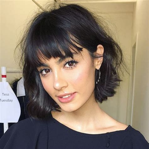 Discover trending short hairstyles for women over 40, 50, and 60 and for women with thick, thin and curly hair. 40 Short Brunette Hairstyles and Haircuts
