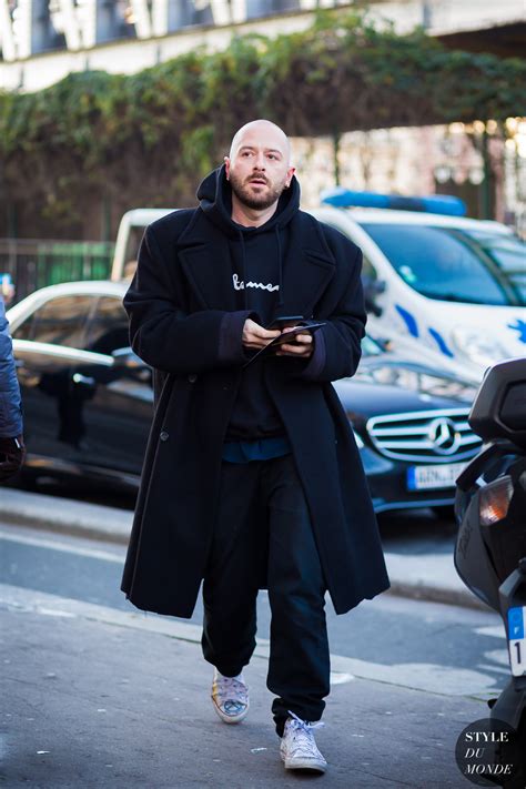 Photographing men's style on the street is entirely different than women. Paris Men's Fashion Week FW 2016 Street Style: Demna ...