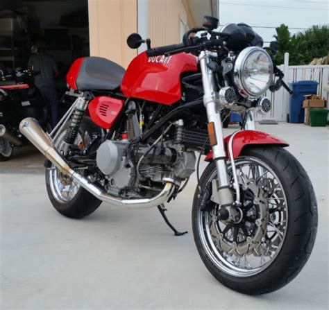 Er hatte in verschiedenen geschäften. Ducati Sport Classic Custom! Sport 1000 - GT 1000 Cafe ...