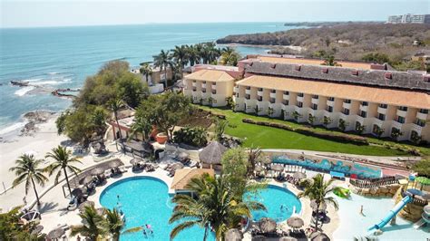 Grand Palladium Vallarta Resort And Spa All Inclusive In Puerto Vallarta Hotel Rates And Reviews