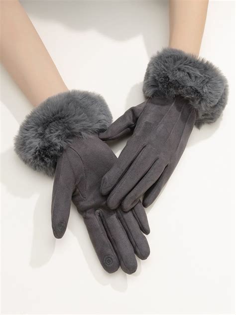 Contrast Fluffy Gloves