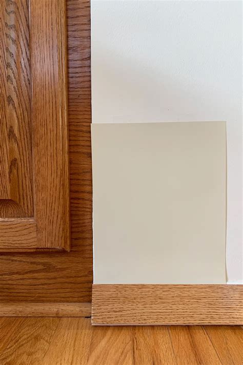 No matter how light the wood trim is, you need to do 2 coats of primer. Paint Colors for Honey Oak Trim & Cabinets - Six More Sherwin-Williams Colors in 2020 | Oak trim ...