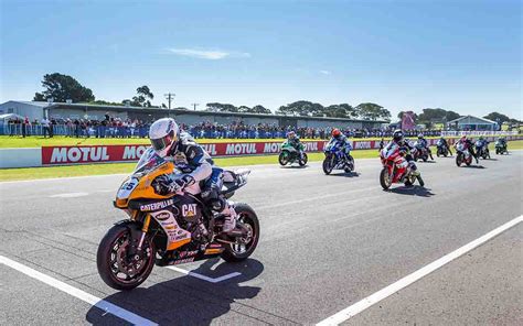 Round One Phillip Island Grand Prix Circuit Highlights Video